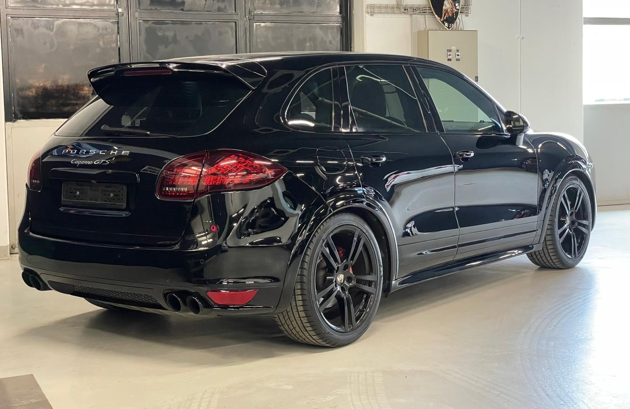 PORSCHE Cayenne GTS – Foto 12