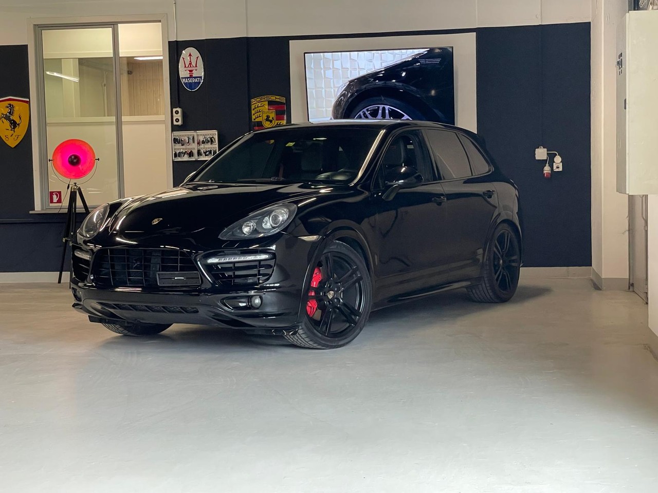 PORSCHE Cayenne GTS – Foto 6