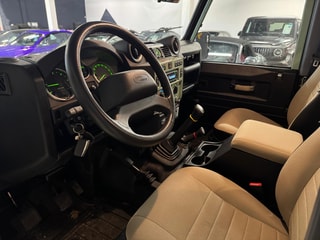 LAND ROVER Defender 90 2.2 TD4 Station Wagon Heritage – Foto 13