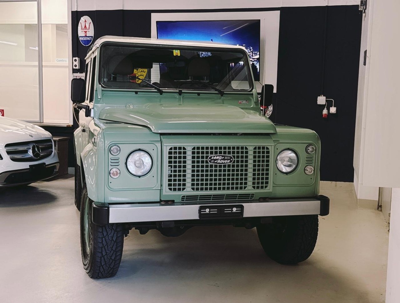LAND ROVER Defender 90 2.2 TD4 Station Wagon Heritage – Foto 6
