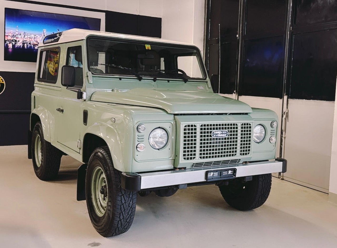 LAND ROVER Defender 90 2.2 TD4 Station Wagon Heritage – Foto 4