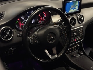 MERCEDES-BENZ CLA 200 Night Star 7G-DCT – Foto 15