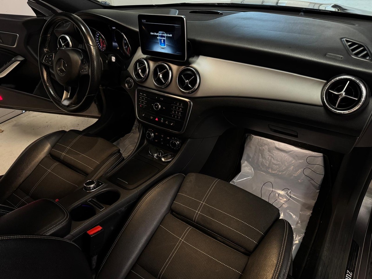 MERCEDES-BENZ CLA 200 Night Star 7G-DCT – Foto 11