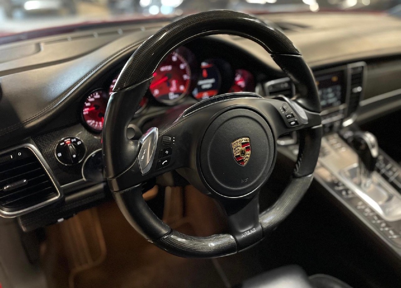 PORSCHE Panamera GTS 4.8 PDK – Foto 16