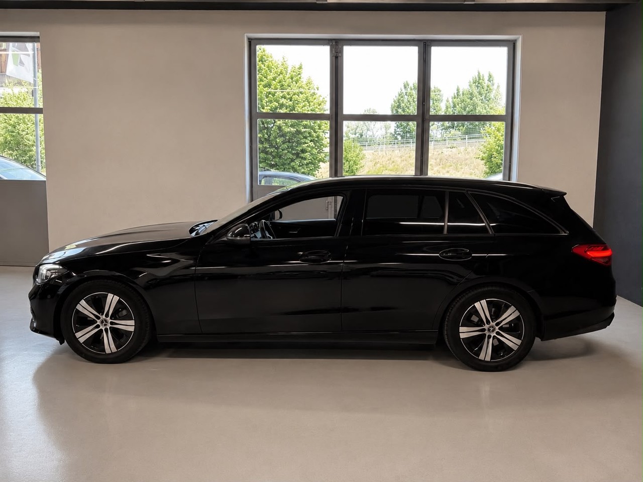 MERCEDES-BENZ C 200 T AMG Line – Foto 10