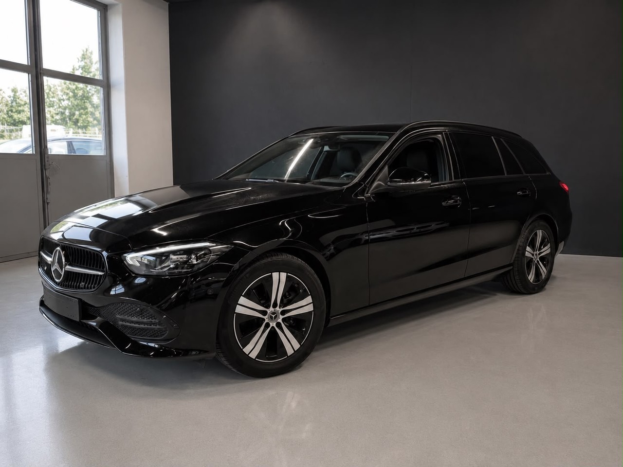 MERCEDES-BENZ C 200 T AMG Line – Foto 5