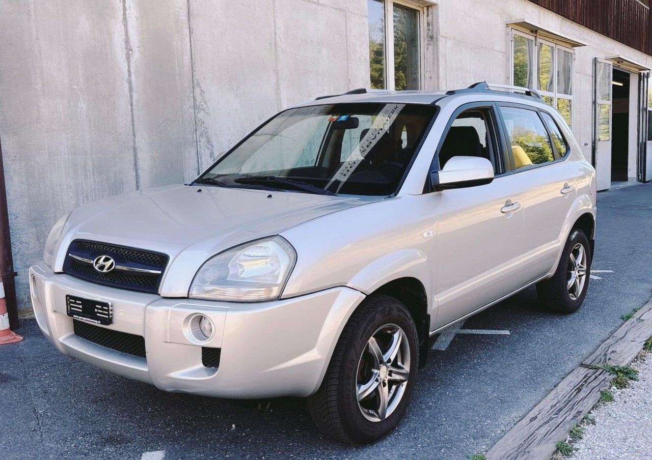 HYUNDAI Tucson 2.0 CRDi Comfort City 2WD Automatic – Foto 2