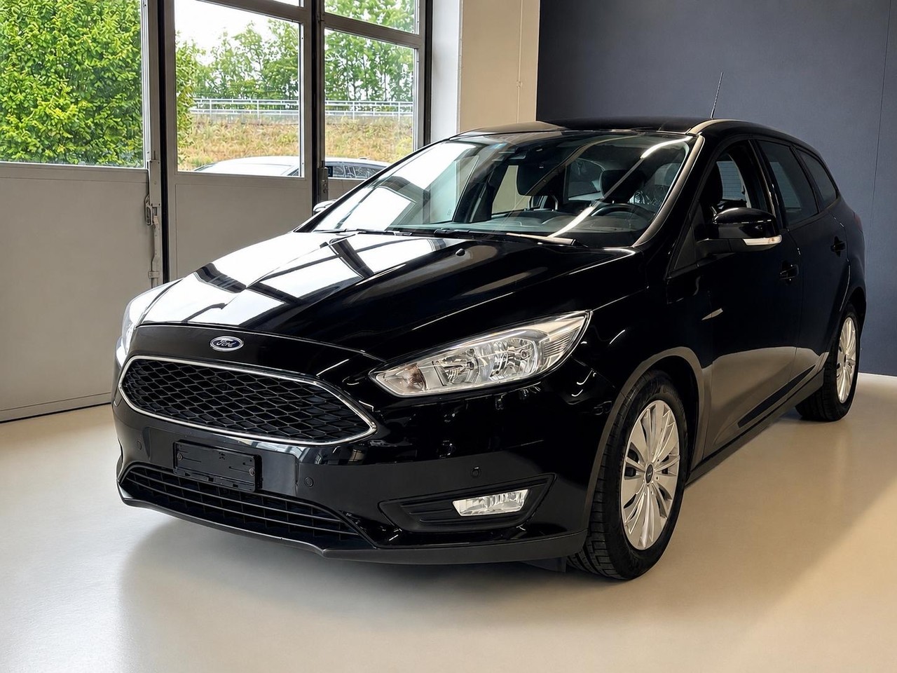 FORD Focus 1.5 TDCi Business PowerShift – Foto 5