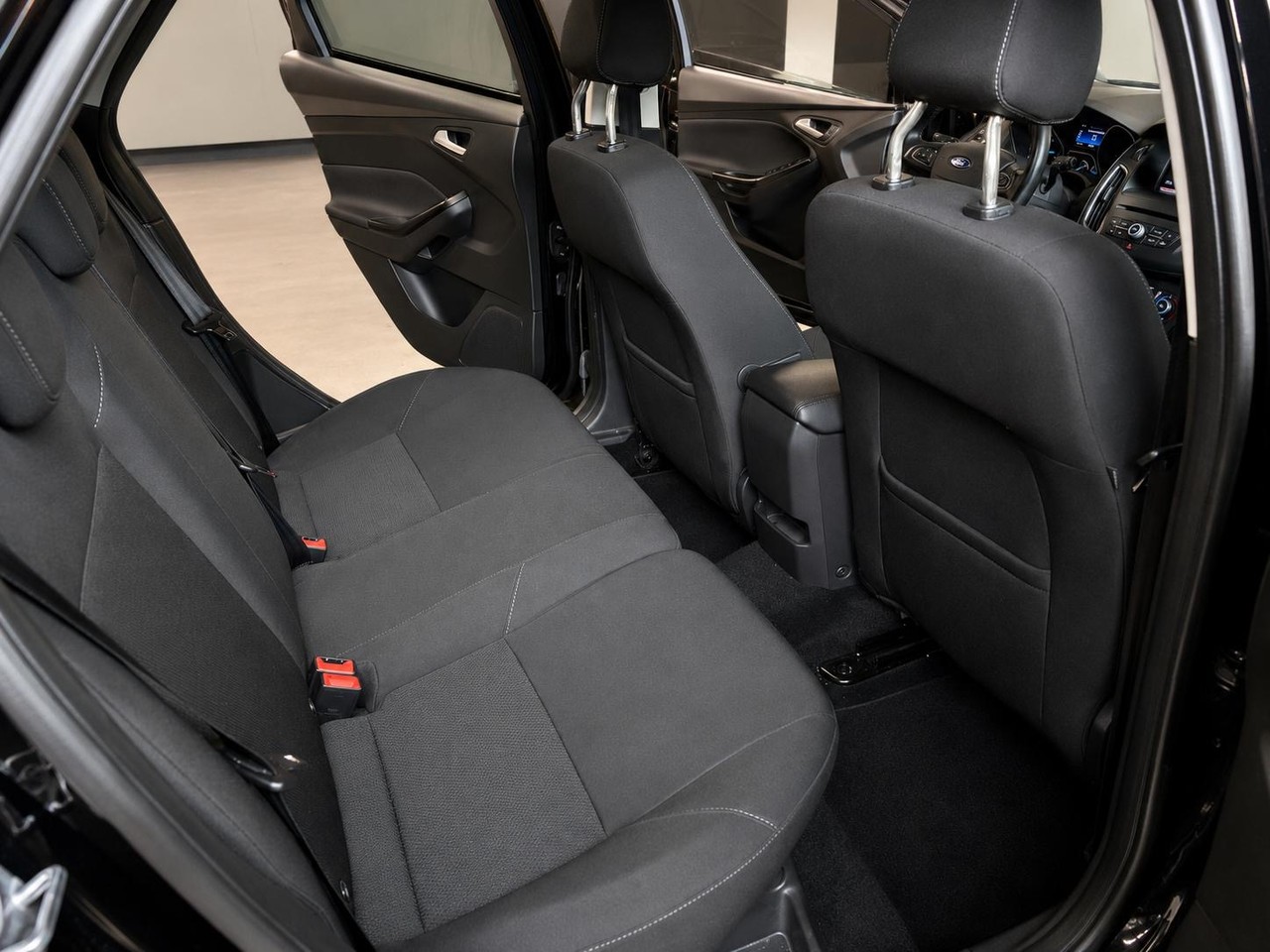 FORD Focus 1.5 TDCi Business PowerShift – Foto 16