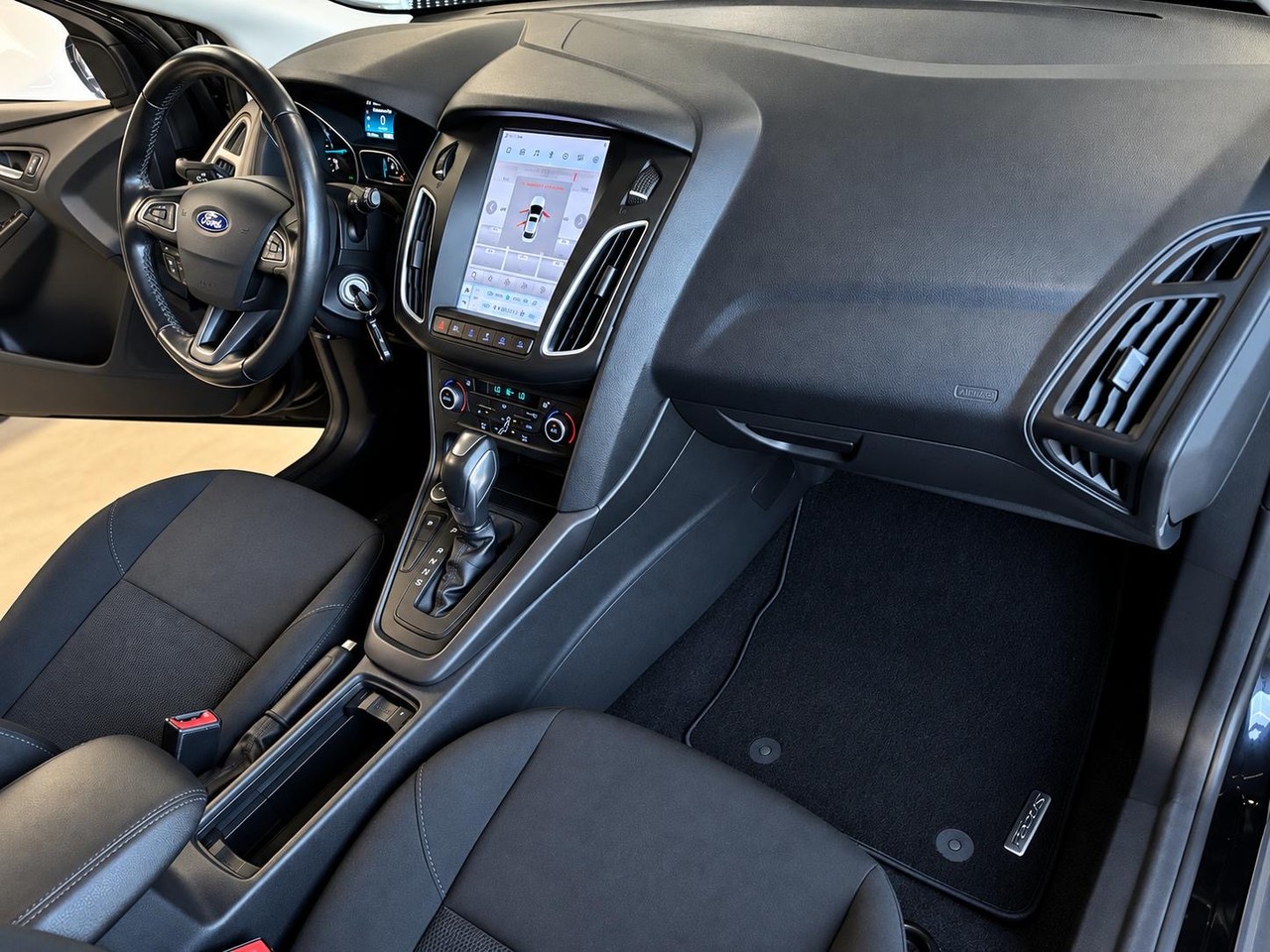 FORD Focus 1.5 TDCi Business PowerShift – Foto 12