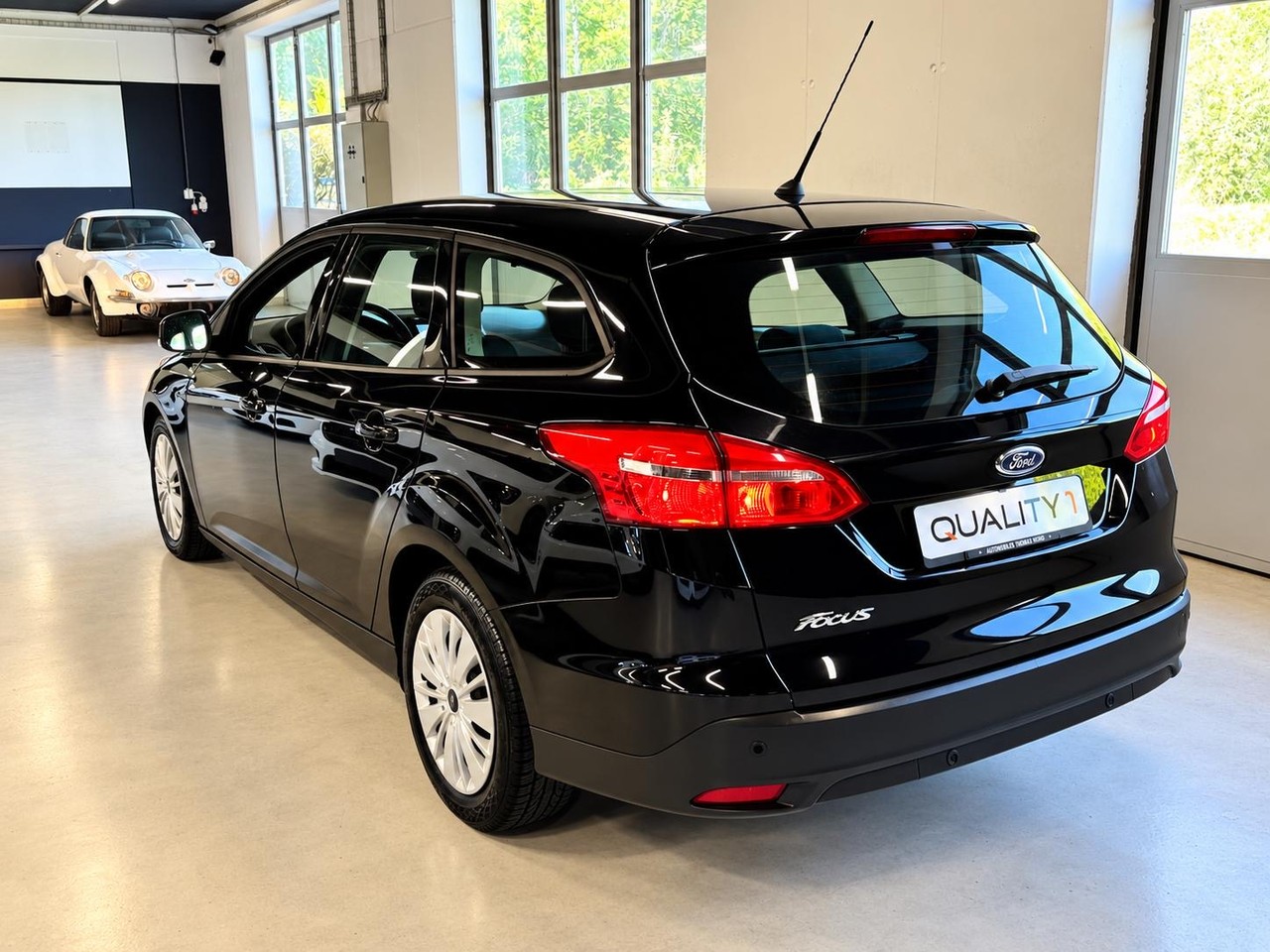 FORD Focus 1.5 TDCi Business PowerShift – Foto 11