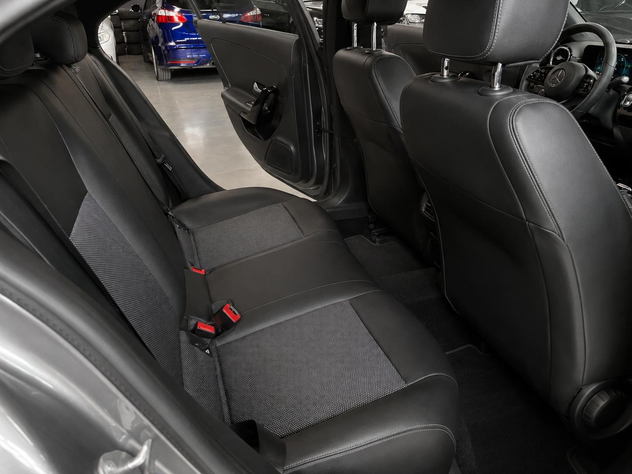 MERCEDES-BENZ CLA 180 d Progressive 7G-DCT – Foto 15
