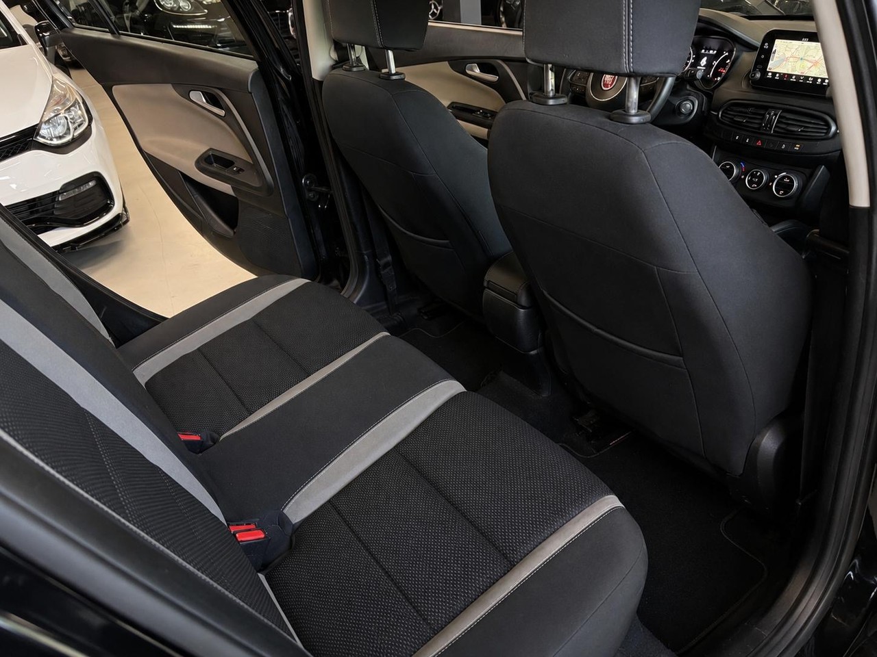 FIAT Tipo 1.6MJ Station Wagon Lounge DCT – Foto 15