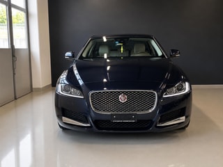 JAGUAR XF 20d Portfolio AWD Automatic – Foto 3