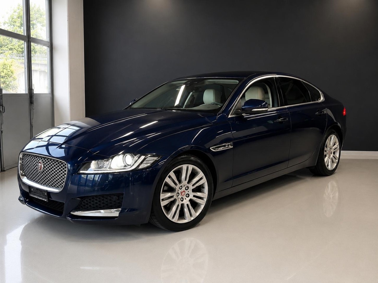 JAGUAR XF 20d Portfolio AWD Automatic – Foto 4