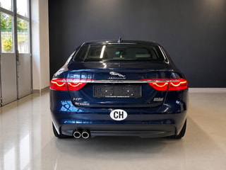 JAGUAR XF 20d Portfolio AWD Automatic – Foto 8