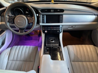 JAGUAR XF 20d Portfolio AWD Automatic – Foto 11