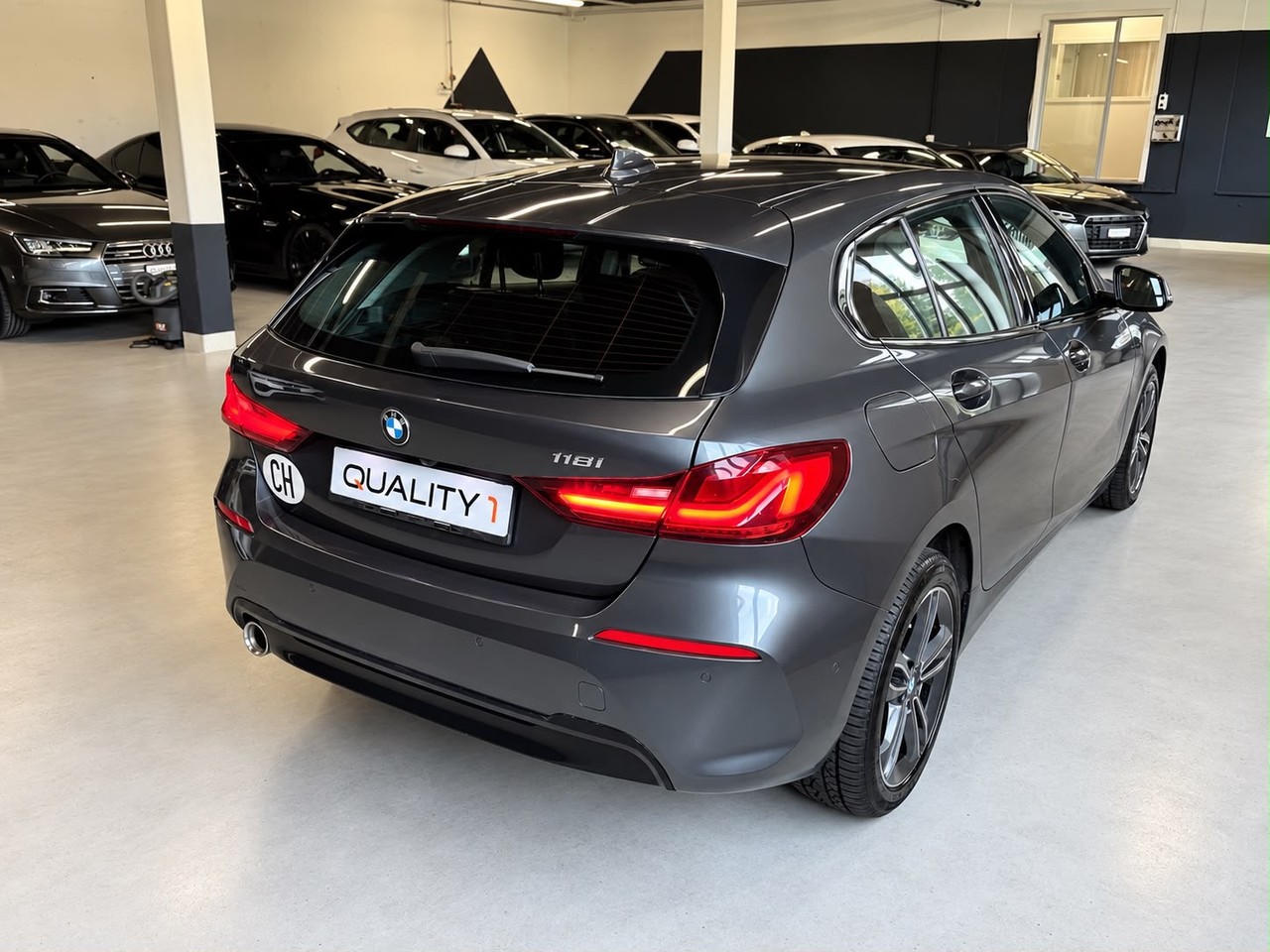 BMW 118i Steptronic – Foto 9