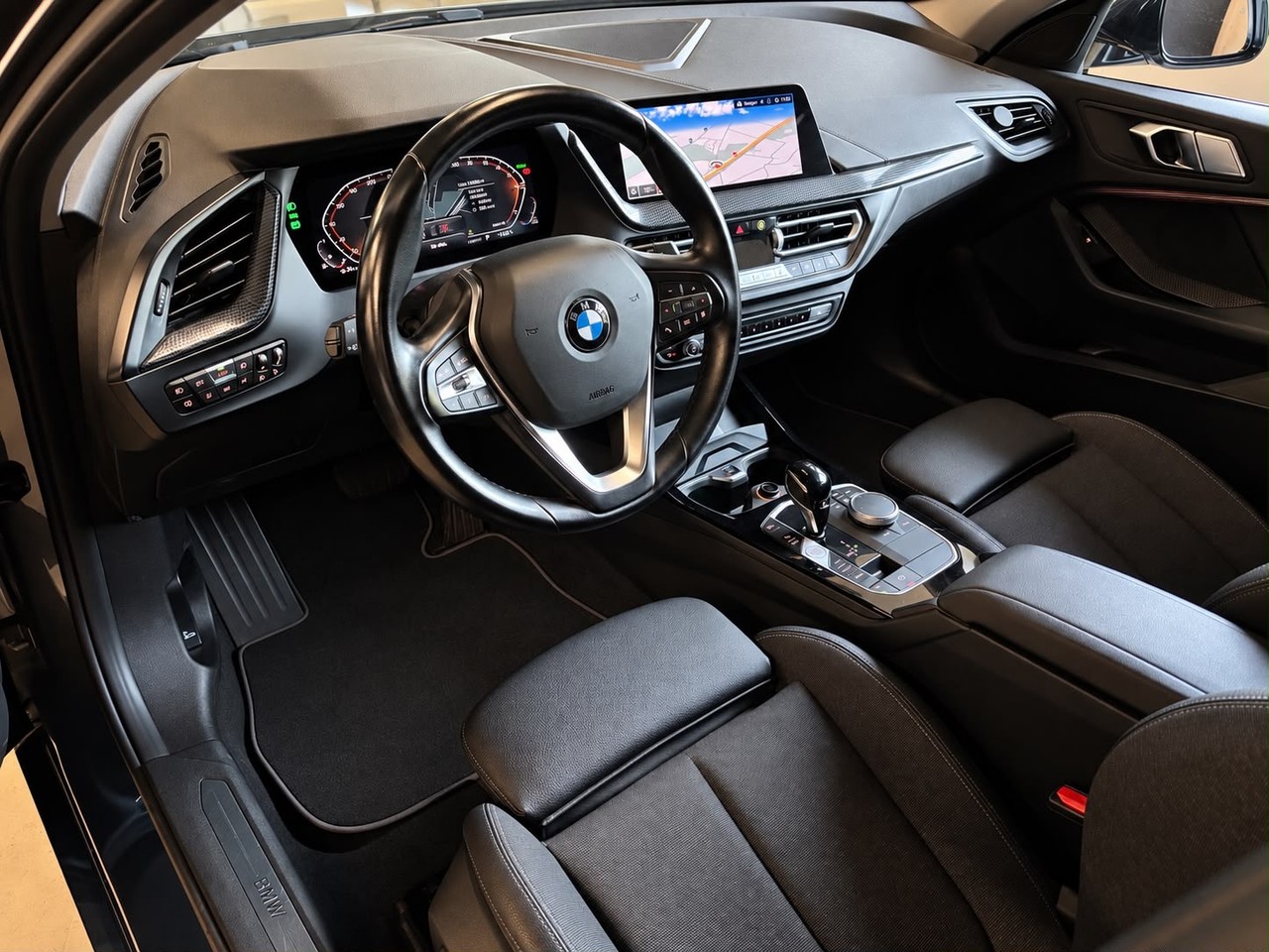 BMW 118i Steptronic – Foto 12