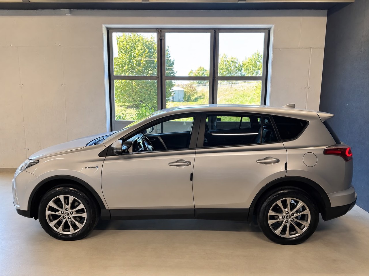 TOYOTA RAV-4 2.5 HSD Trend e-CVT – Foto 7