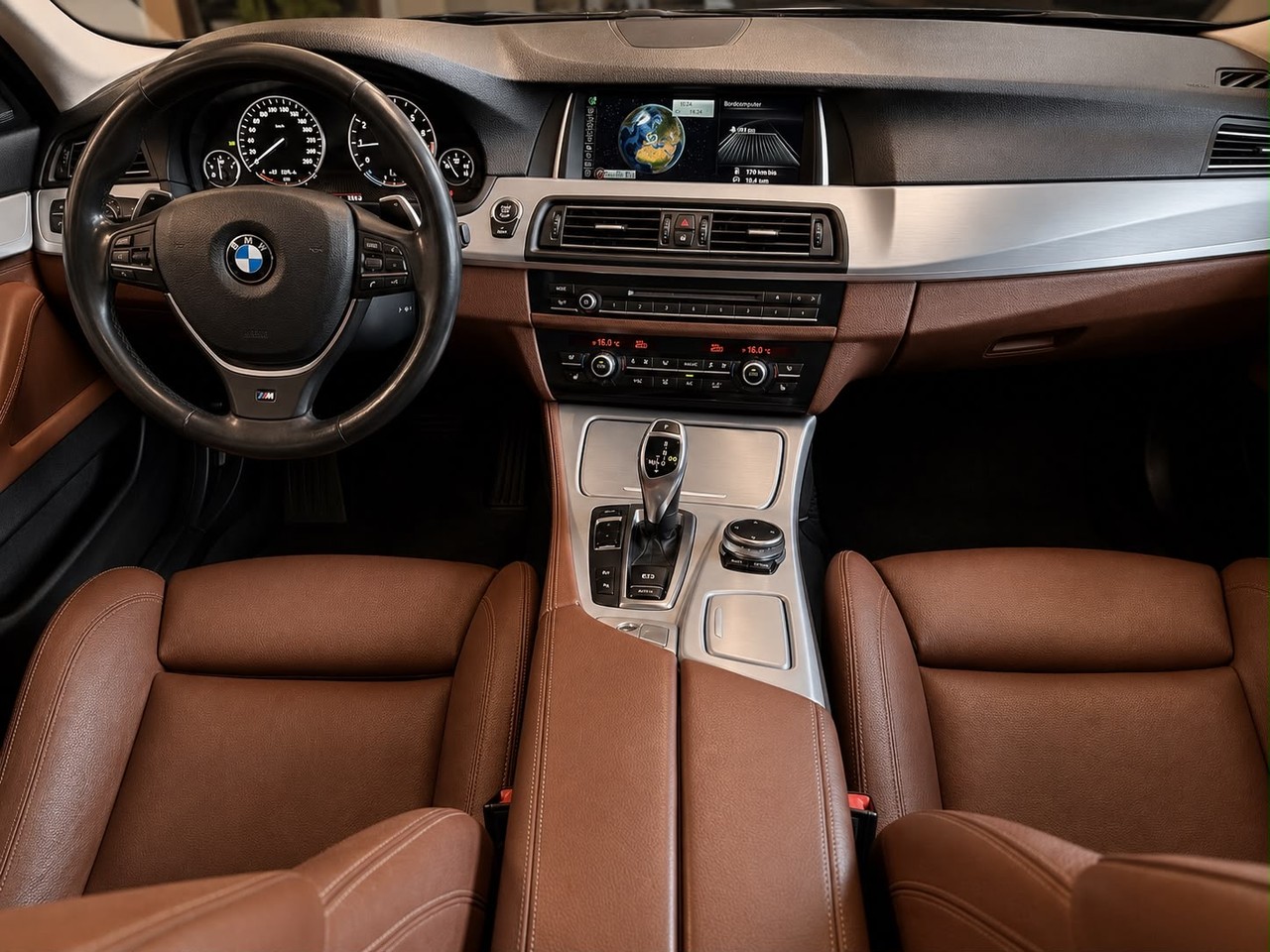 BMW 528i Touring xDrive Modern Line Steptronic – Foto 14