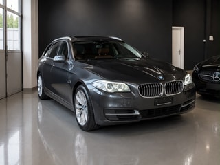 BMW 528i Touring xDrive Modern Line Steptronic – Foto 1