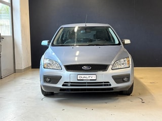 FORD Focus 2.0i Trend – Foto 3
