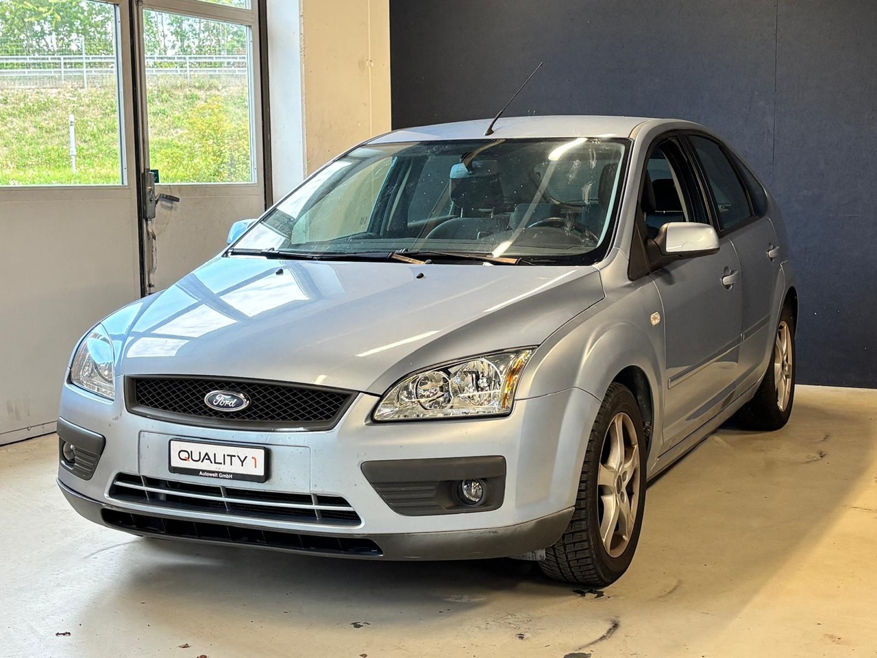 FORD Focus 2.0i Trend – Foto 2