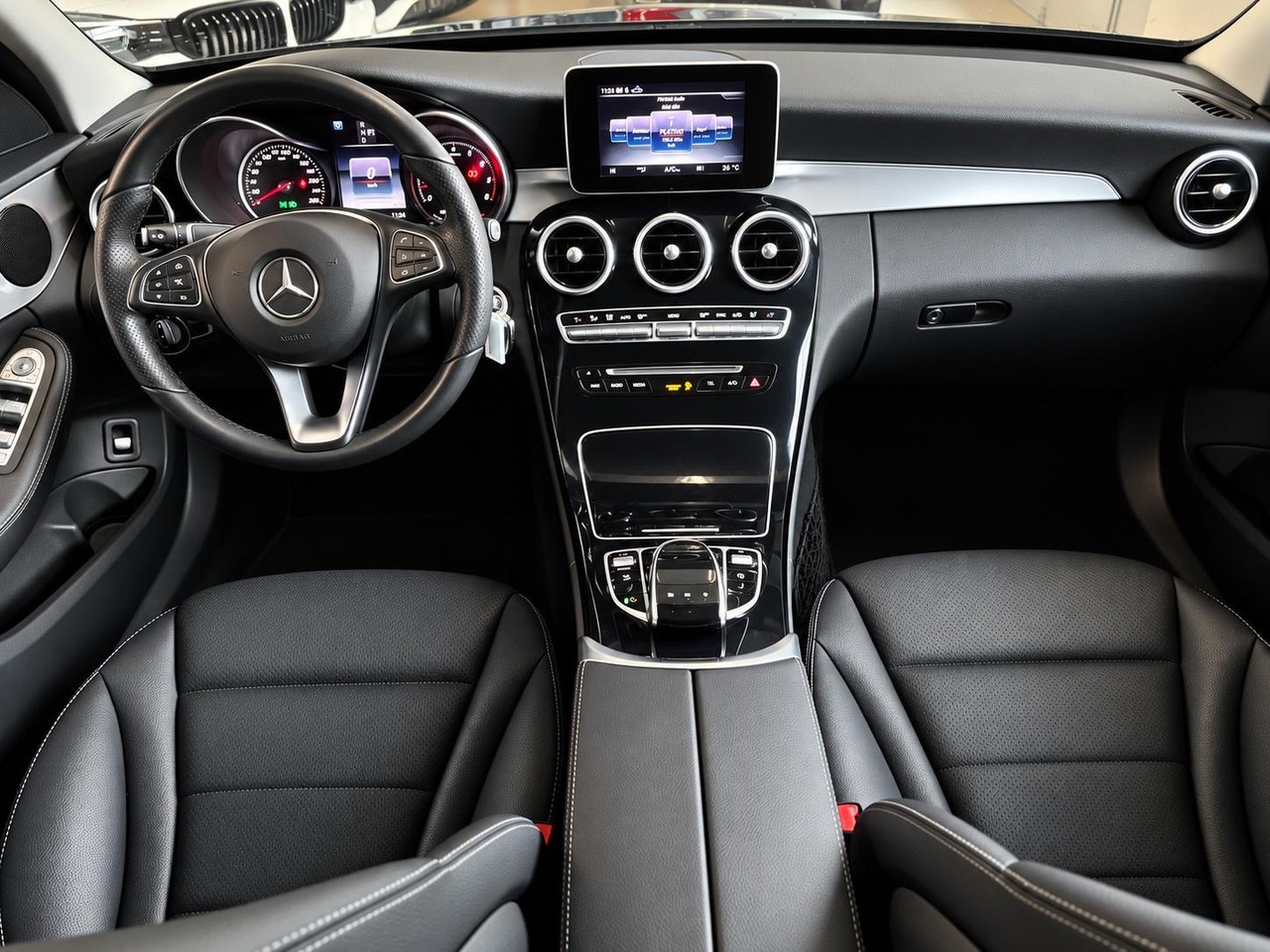 MERCEDES-BENZ C 180 Avantgarde 9G-Tronic – Foto 13