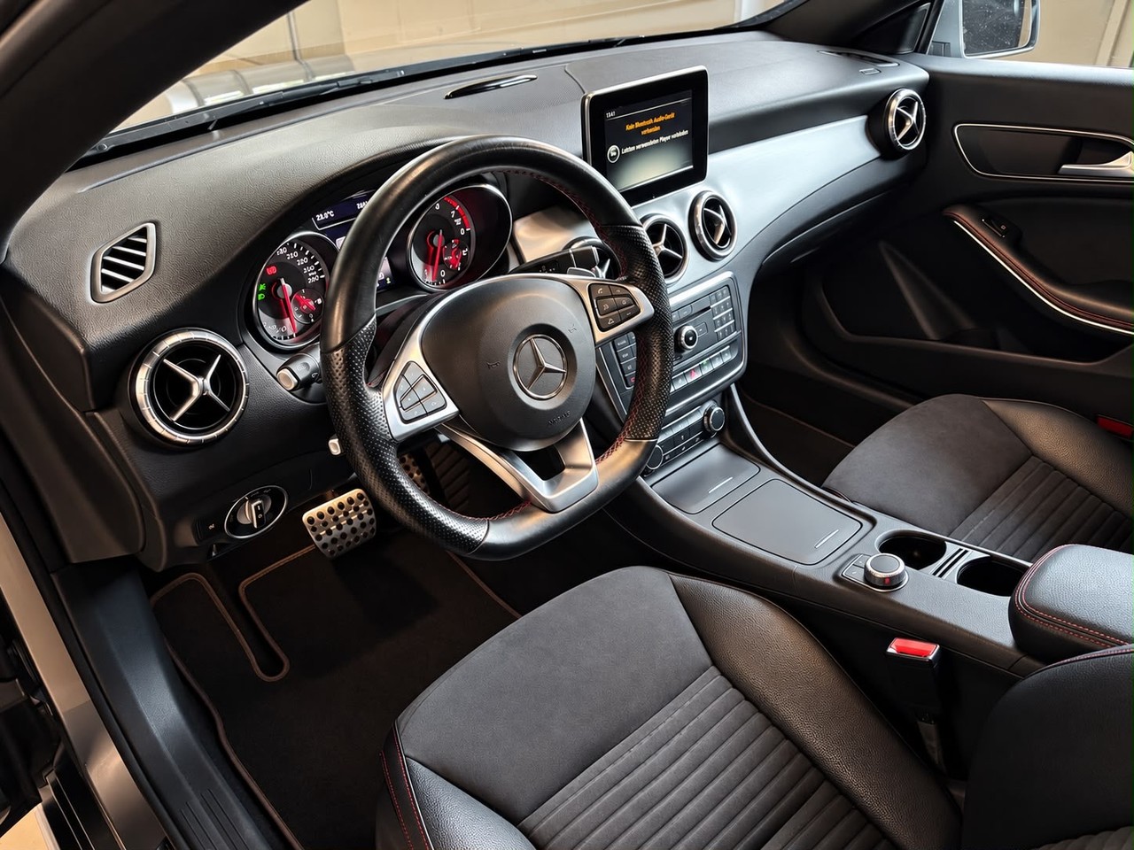 MERCEDES-BENZ CLA 180 AMG Line 7G-DCT – Foto 13