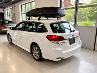 SUBARU Legacy 2.0i Swiss AWD Lineartronic – Foto 11