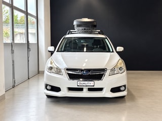 SUBARU Legacy 2.0i Swiss AWD Lineartronic – Foto 3