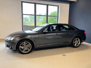AUDI A4 Limousine 2.0 TFSI Design quattro S-tronic – Foto 8