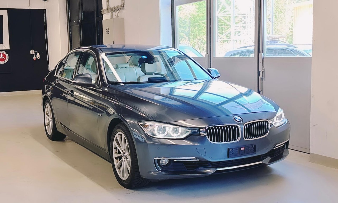 BMW 328i xDrive Steptronic – Foto 1