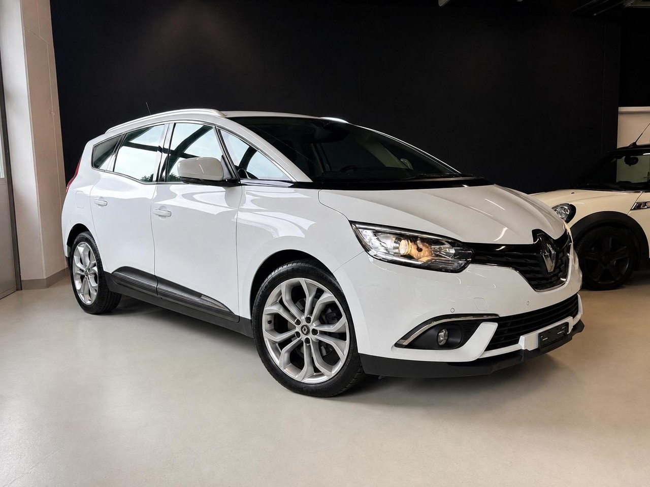 RENAULT Grand Scénic 1.5 dCi Bose EDC – Foto 4