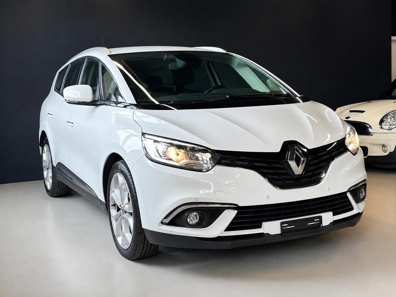 RENAULT Grand Scénic 1.5 dCi Bose EDC – Foto 1