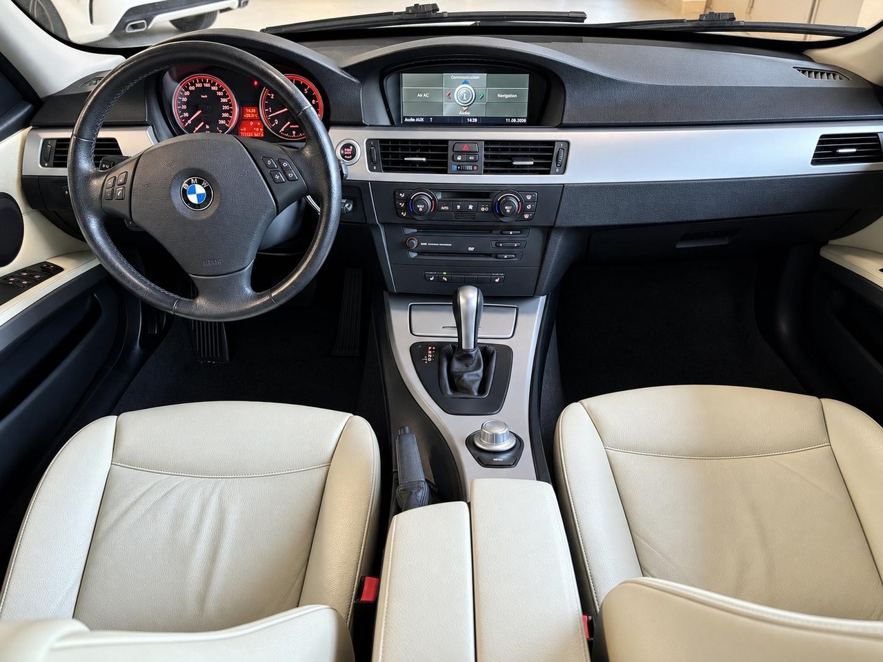 BMW 325i – Foto 14