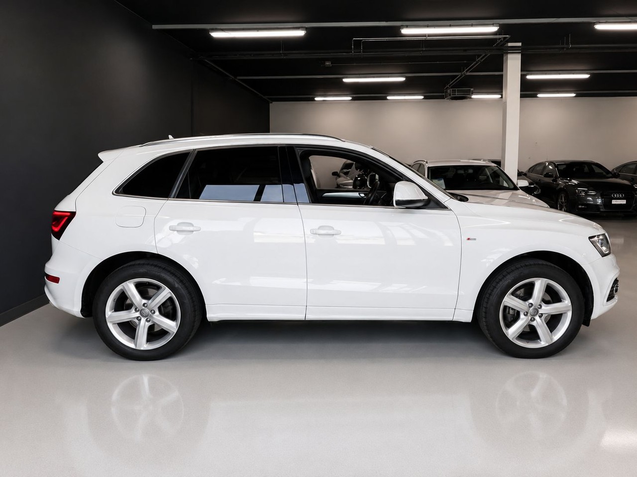AUDI Q5 3.0 TFSI quattro tiptronic S-Line – Foto 12 von 18